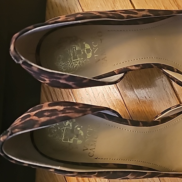 Vince Camuto Leopard Printed Heel d'orsay Pumps 8.5 - Picture 8 of 9